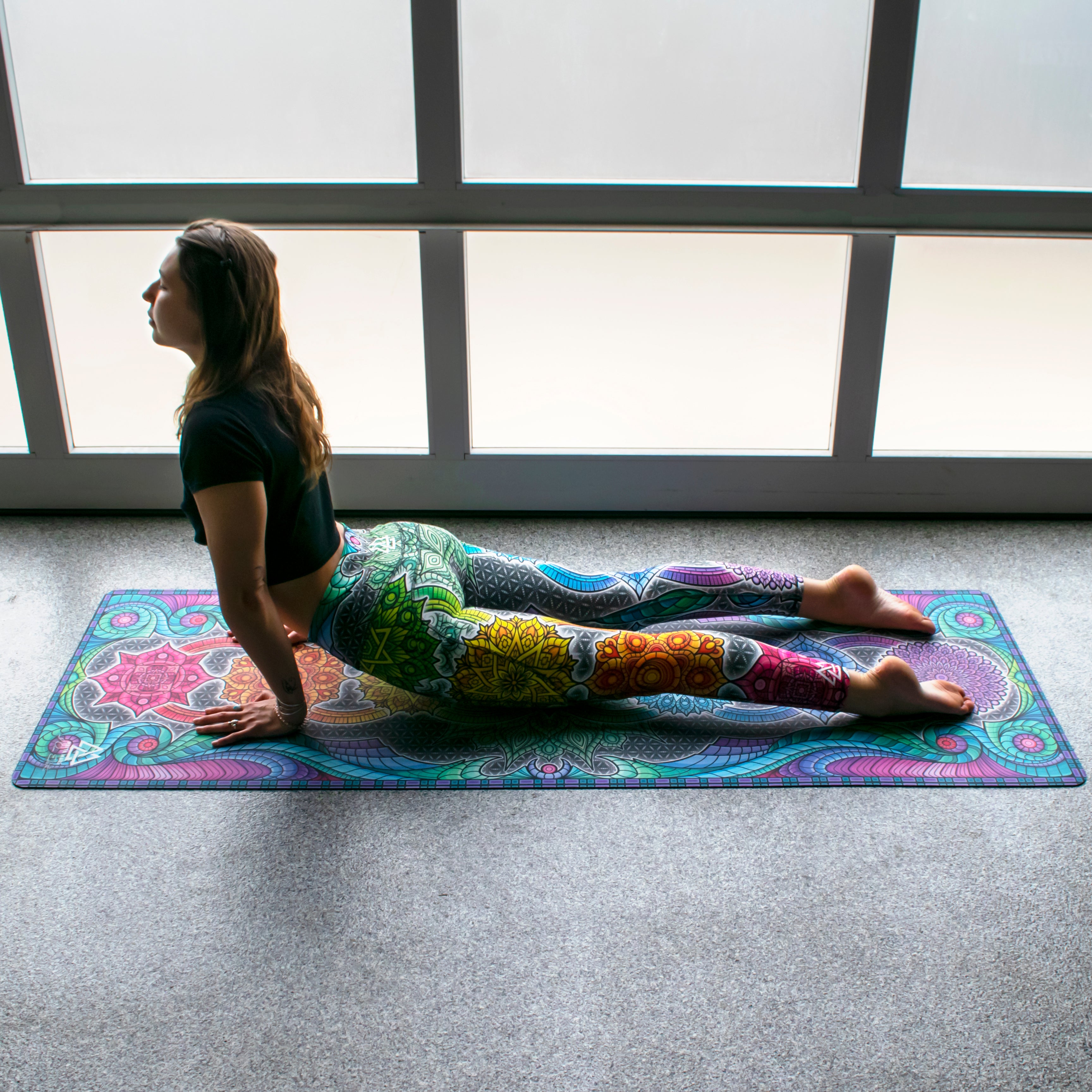 Stained Glass Yoga Leggings – MettaMats