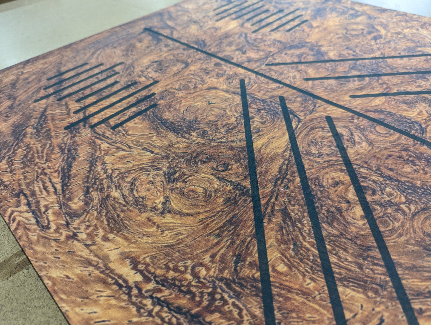 "Marbled Woodgrain" Alignment Mat